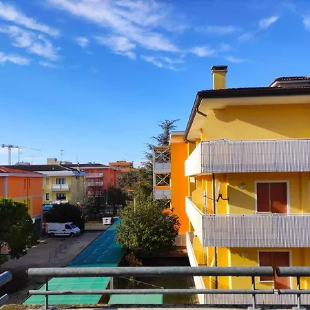 In 24621 Apartman *