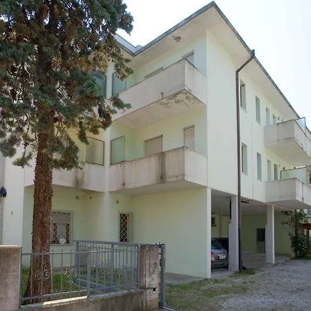 Lejlighed In 24621 *