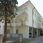 דירה In 24621 *