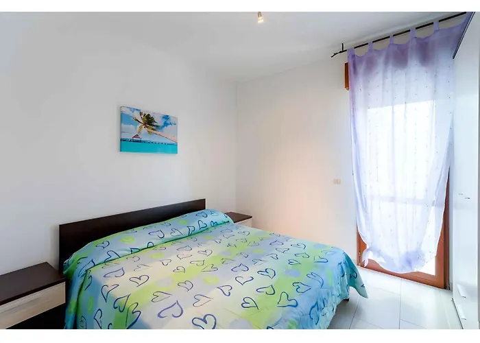 In 24621 * Μπιμπιόνε